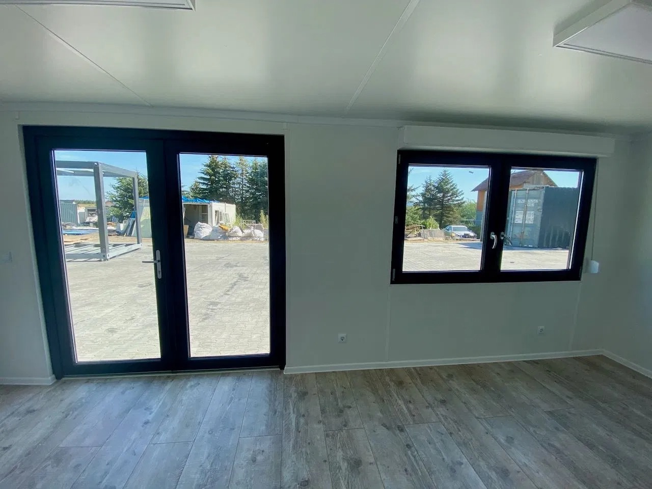 ufficio in container riconvertito, 18 m² ufficio in container riconvertito, 18 m²